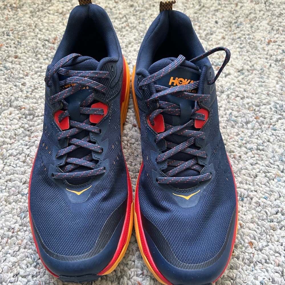 Hoka Challenger ATR 6